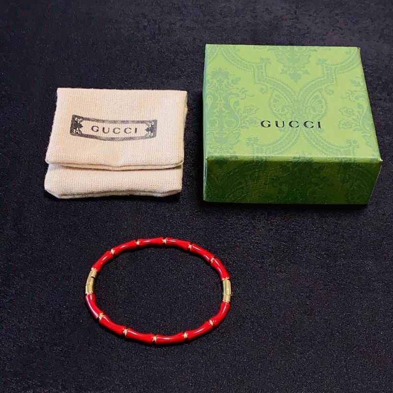Gucci Bracelet 10yxx52